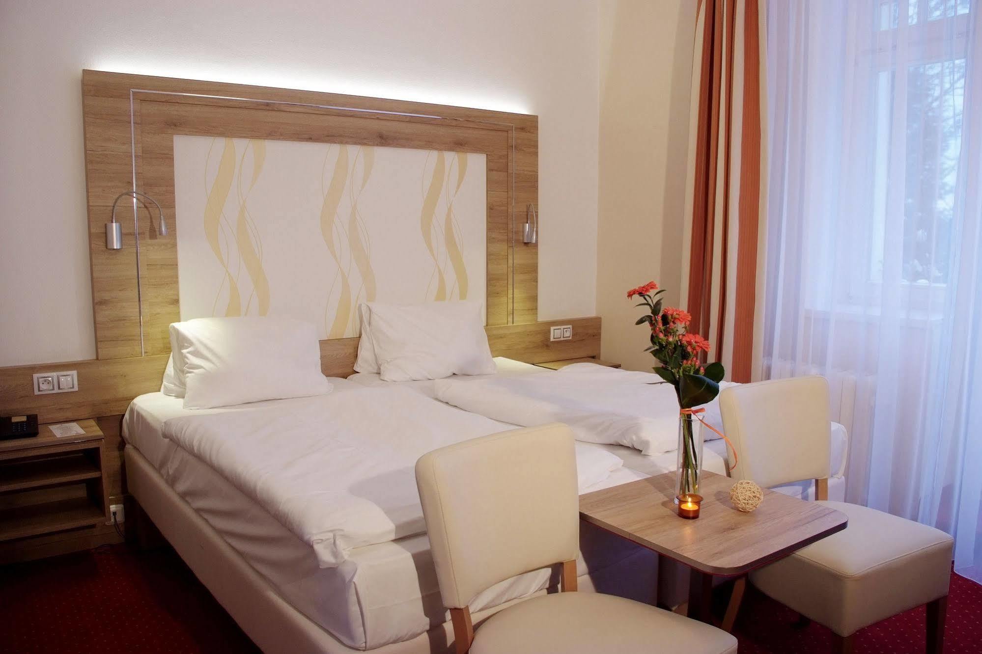 Hotel Royal Mariánské Lázně Extérieur photo